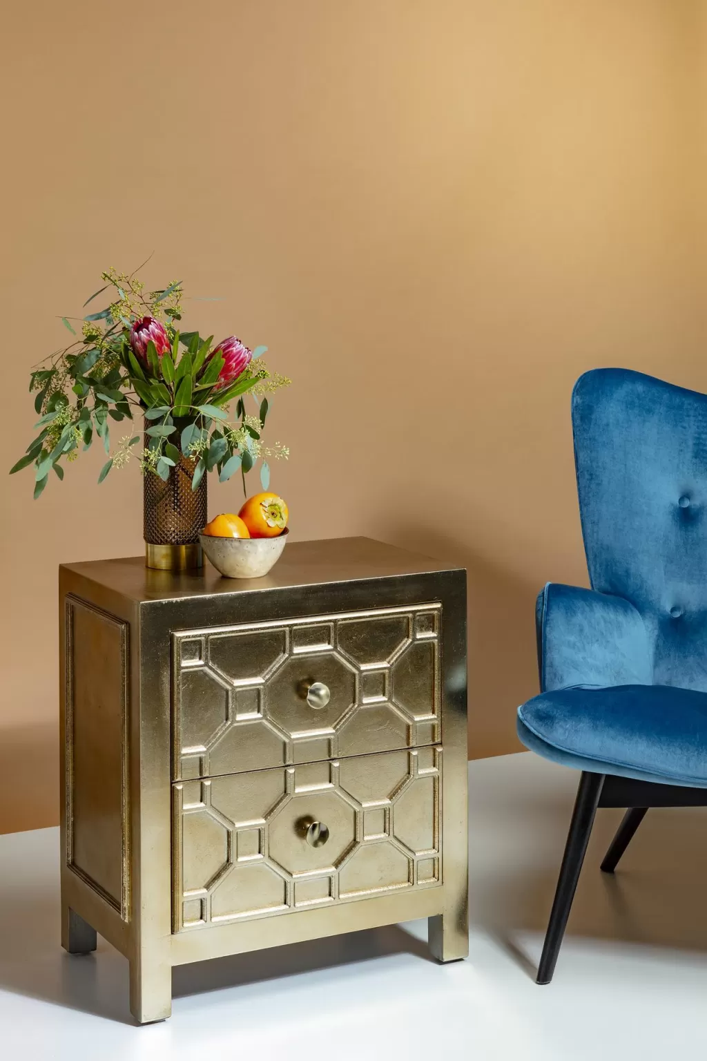 Chevet design Alhambra à tiroirs - Petite commode élégante pour chambre par KARE