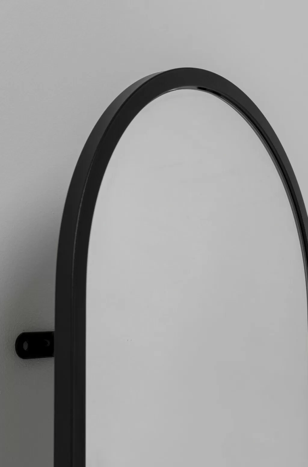 Miroir Mural Design Alice par KARE - Élégant Format 175 x 32 cm pour Décor Intérieur