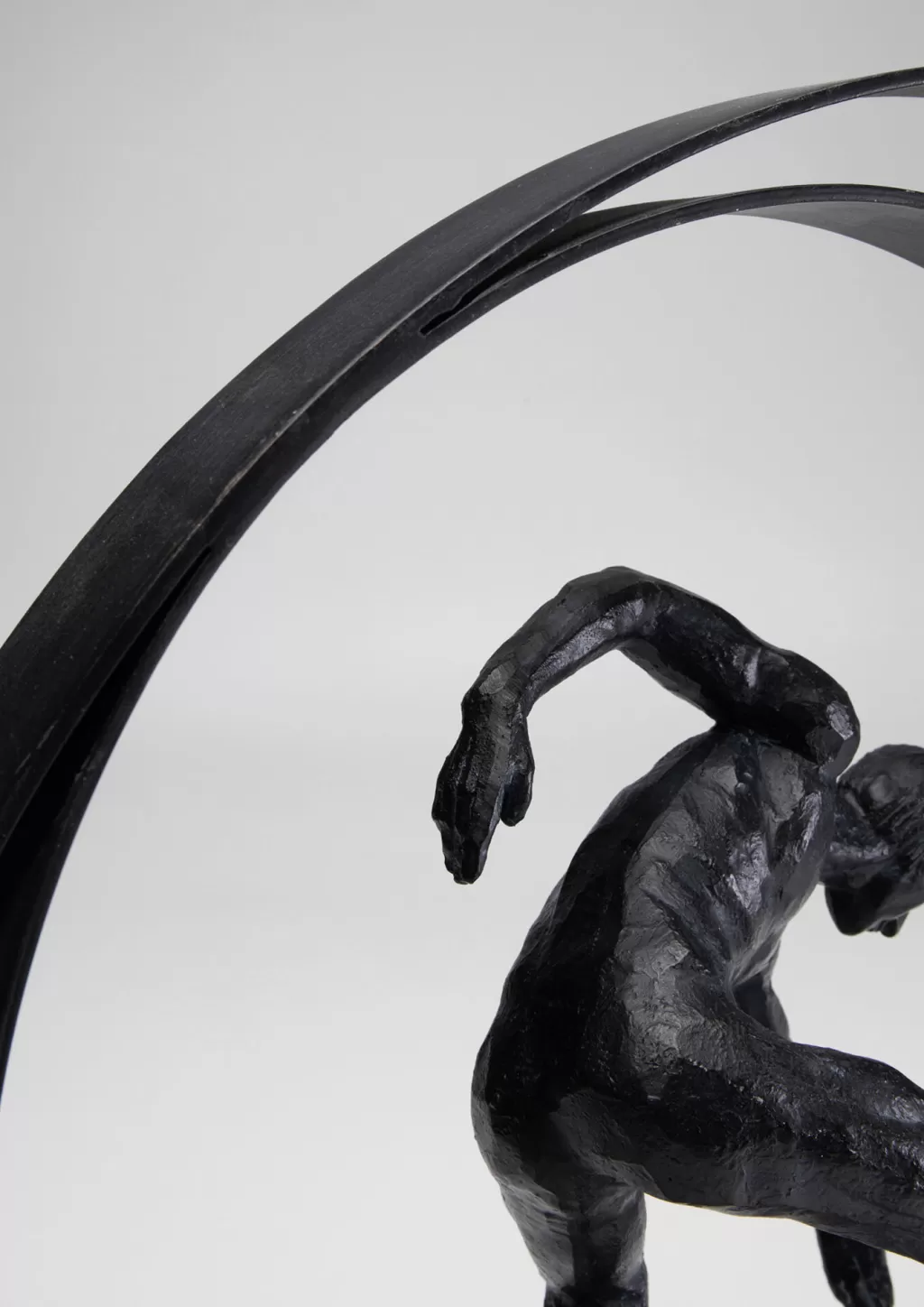 Objet Décoratif Cercle Artistique KARE Design - 45 cm, Style Contemporain pour Intérieur Élégant