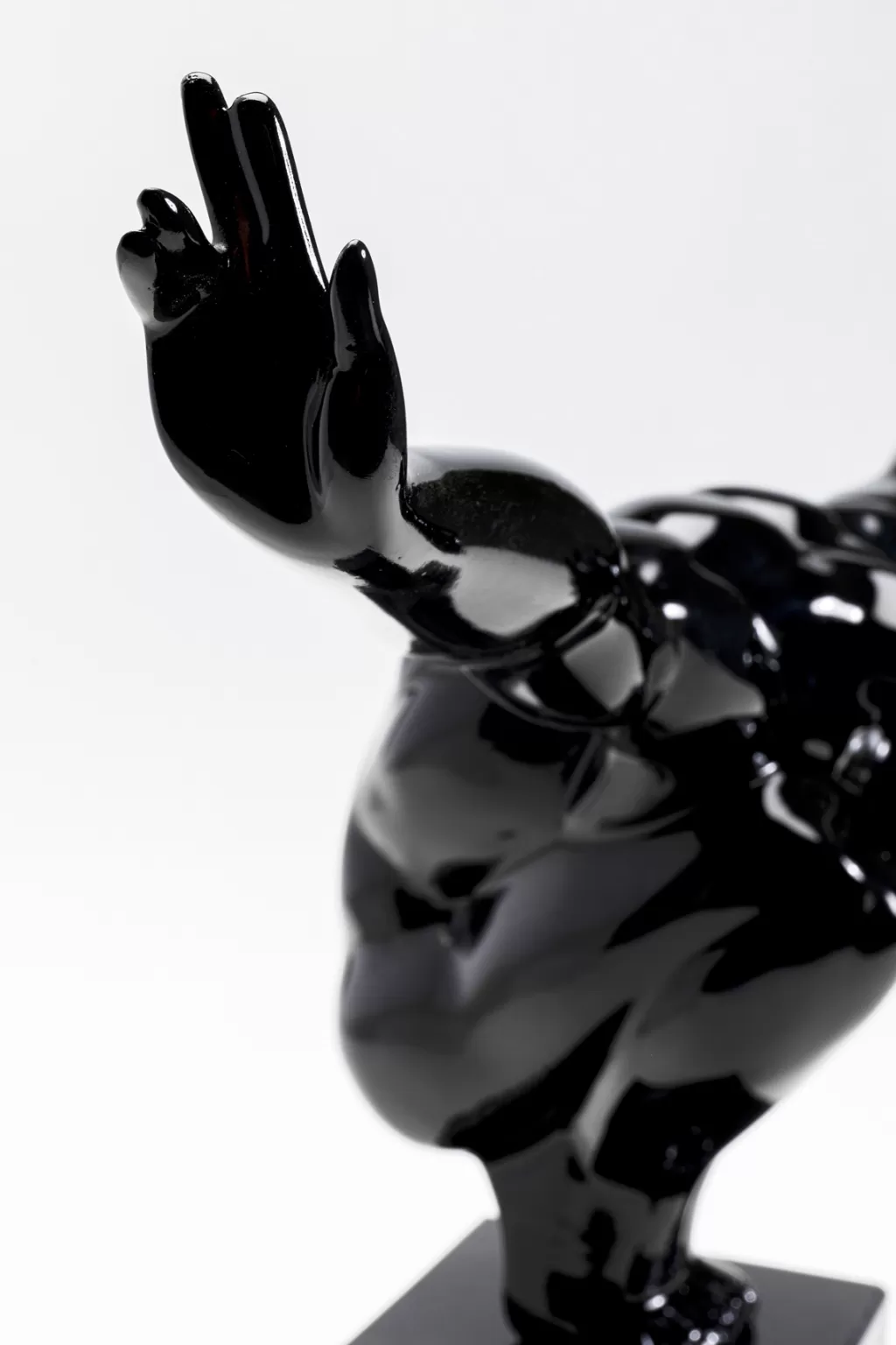 Sculpture décorative Athlet en noir - Objet design moderne par KARE, 43 cm de hauteur