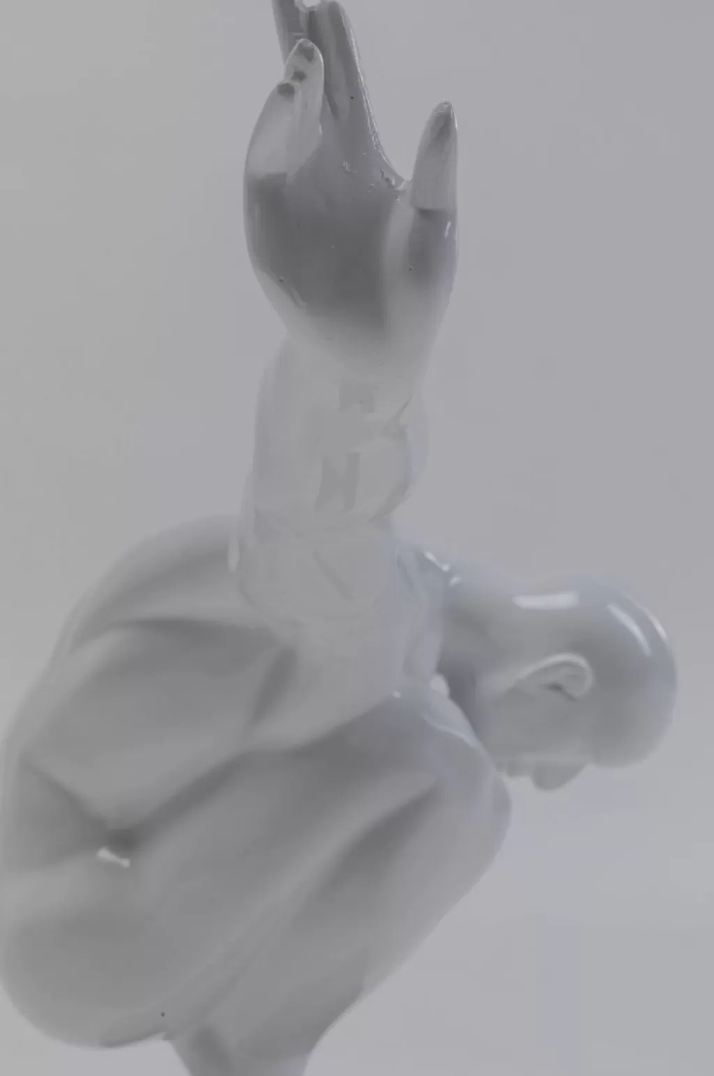 Décor Sportif Moderne 'Athlet' par KARE Design - Blanc Neige, Format Miniature