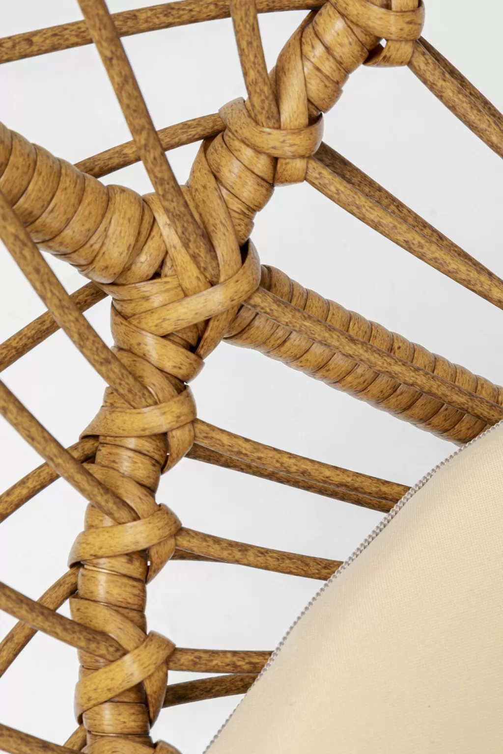 Fauteuil Bali Édition Limitée - Confort Exotique & Style Élégant par KARE Design | Inspiration Indonésienne pour Intérieurs Modernes