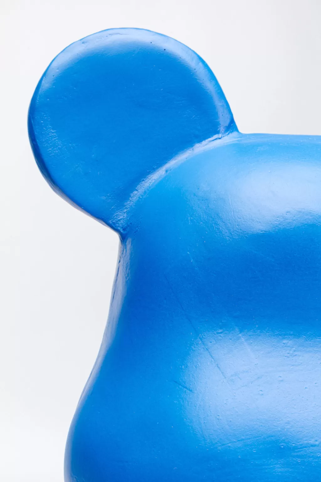 KARE Design – Ours Décoratif Bleu Élégant en Peluche – Sculpture Murale ou d'Étagère – Hauteur 51 cm