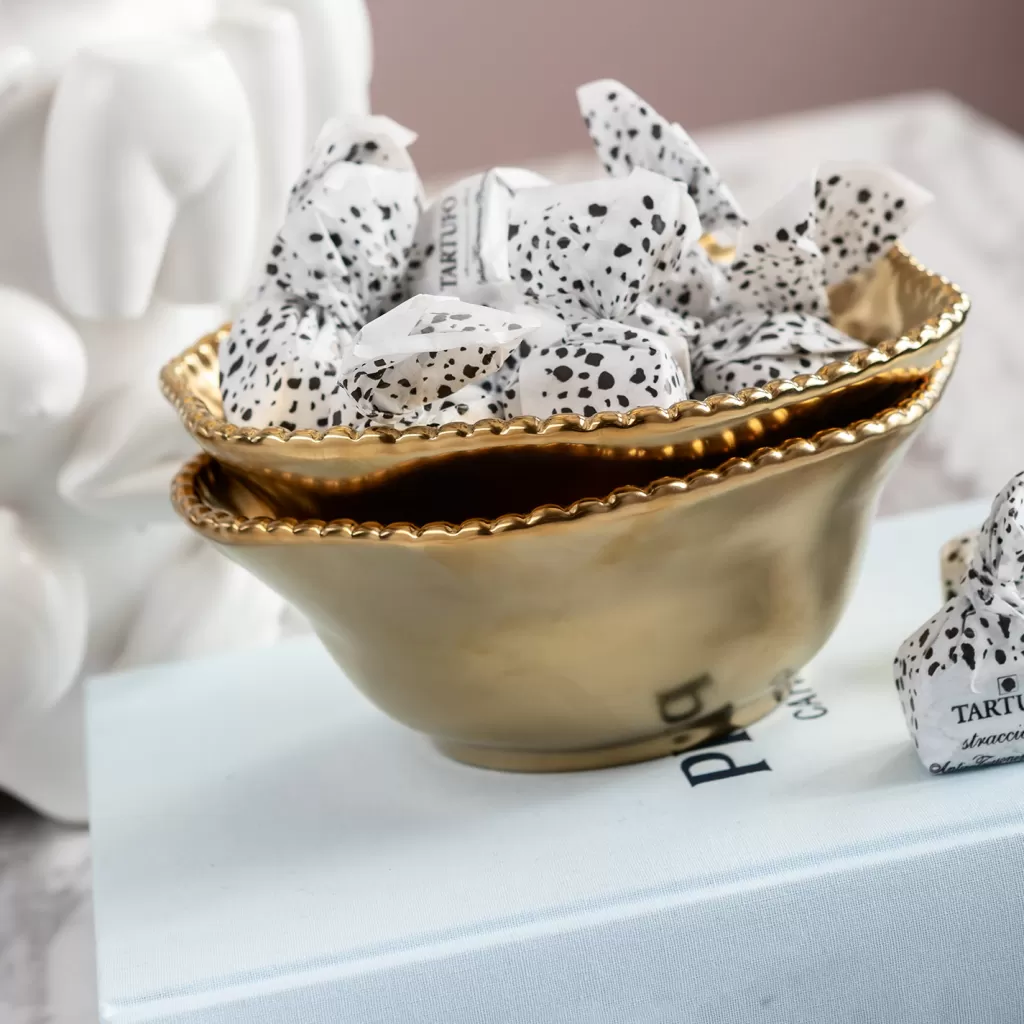 Bol élégant pour apéritifs - Collection Bell par KARE Design  
Finition dorée brillante - Diamètre 16 cm - Style contemporain