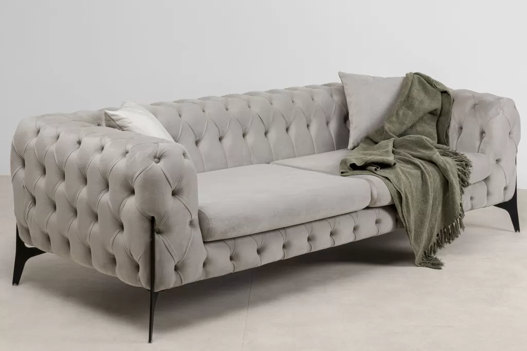 Canapé 3 places Bellissima en velours beige – Design élégant KARE, 240 cm