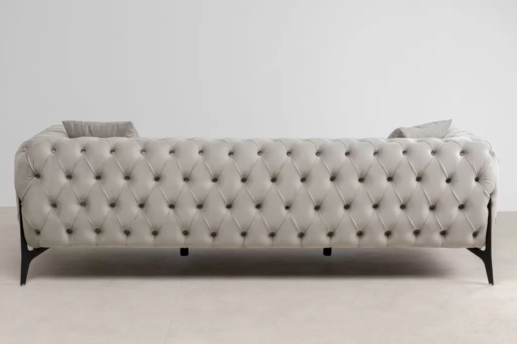 Canapé 3 places Bellissima en velours beige – Design élégant KARE, 240 cm