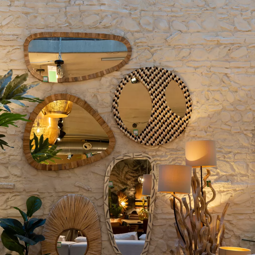 Miroir Décoratif Moderne Bora Bora - Cadre Design 65 x 77 cm par KARE