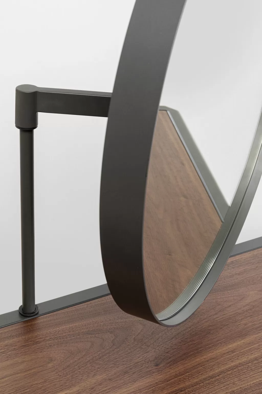 Table Console Design Moderne Bravo - Miroir Intégré KARE 
Dimensions Polyvalentes 120 x 45 cm - Décoration Murale Élégante et Fonctionnelle