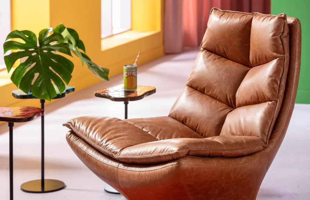 KARE Design - Fauteuil Bridge en Cuir Patiné Brun, Assise Ergonomique pour Salon Cosy