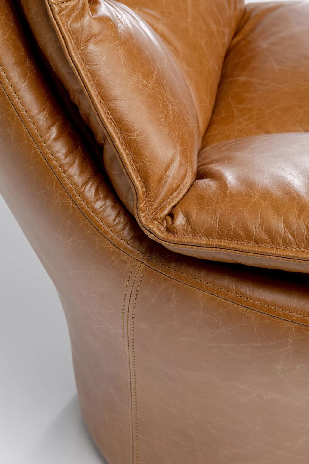 KARE Design - Fauteuil Bridge en Cuir Patiné Brun, Assise Ergonomique pour Salon Cosy