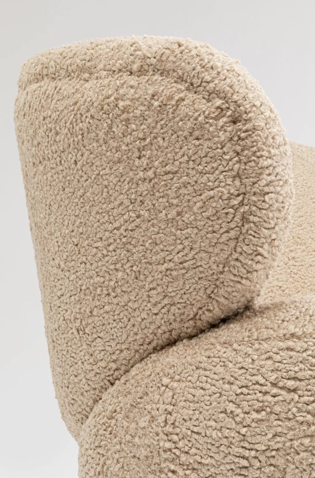 Fauteuil pivotant Carella par KARE Design - Confort moderne et design contemporain pour votre salon