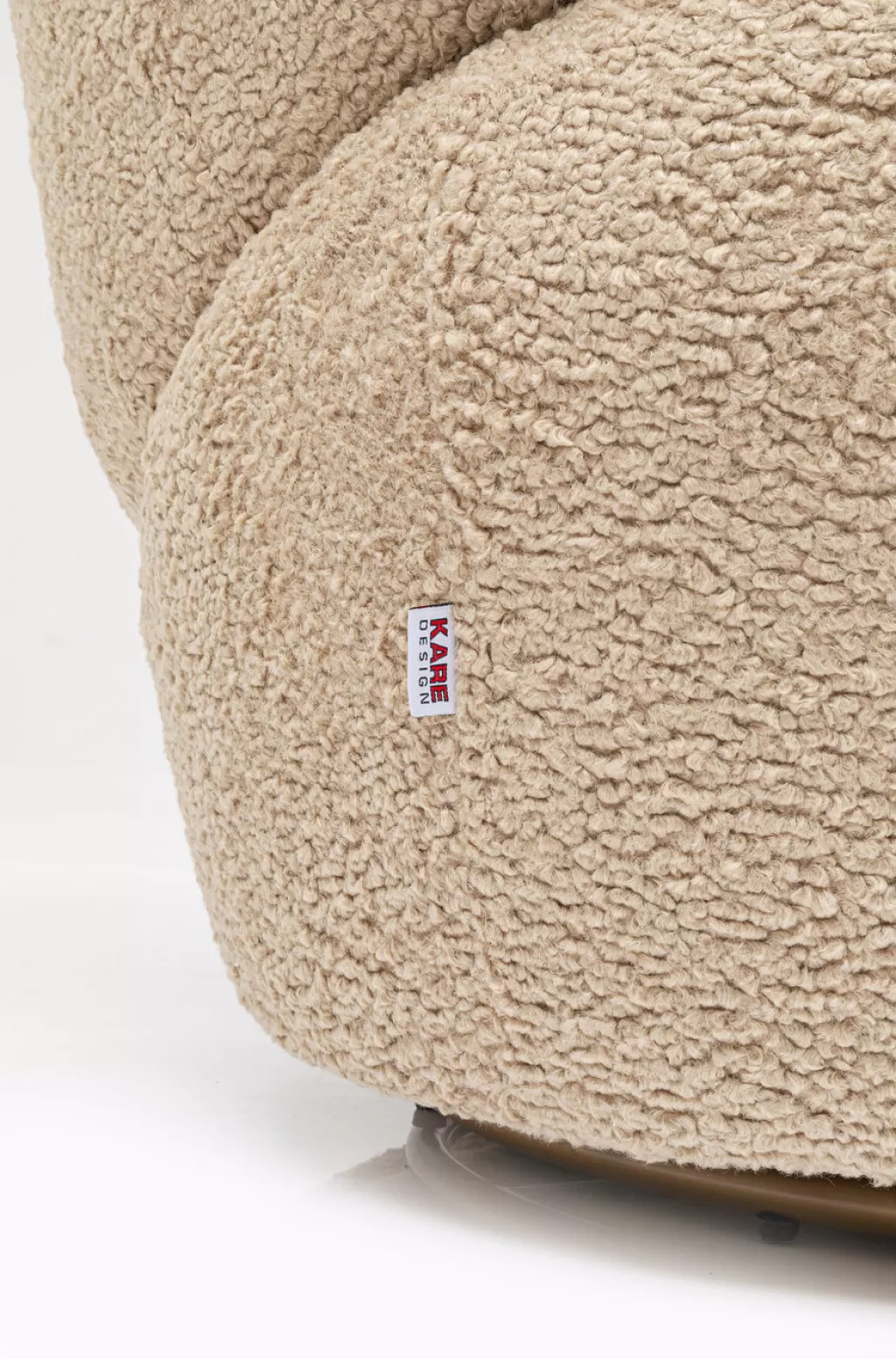 Fauteuil pivotant Carella par KARE Design - Confort moderne et design contemporain pour votre salon