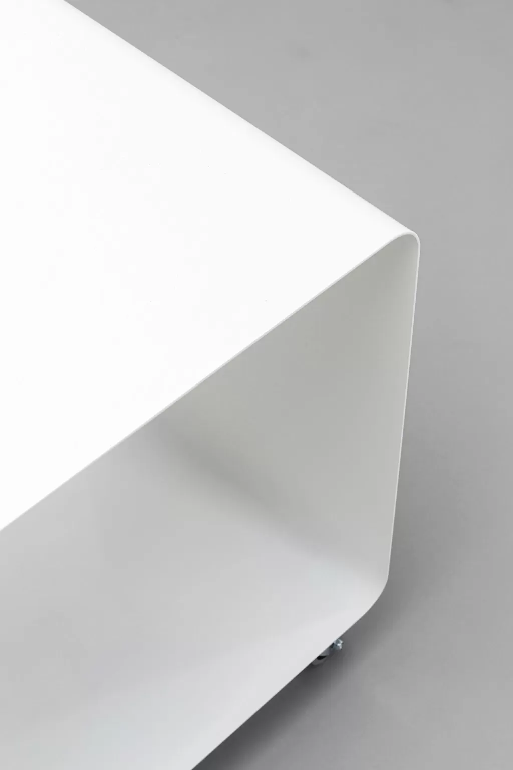 Table Basse Design Scandinave sur Roulettes - Blanc Cassé 60x40 cm, Style Casa par KARE