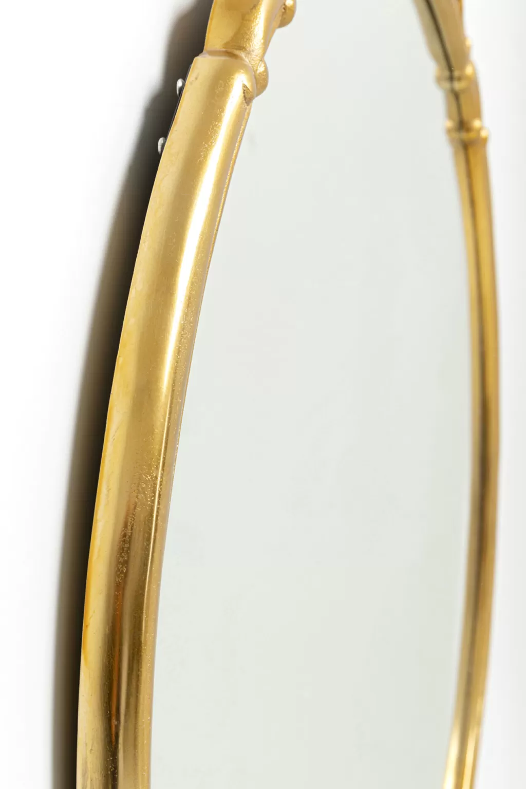 Miroir mural décoratif Cassandra - Finition dorée élégante, diamètre 80 cm - Création exclusive KARE Design