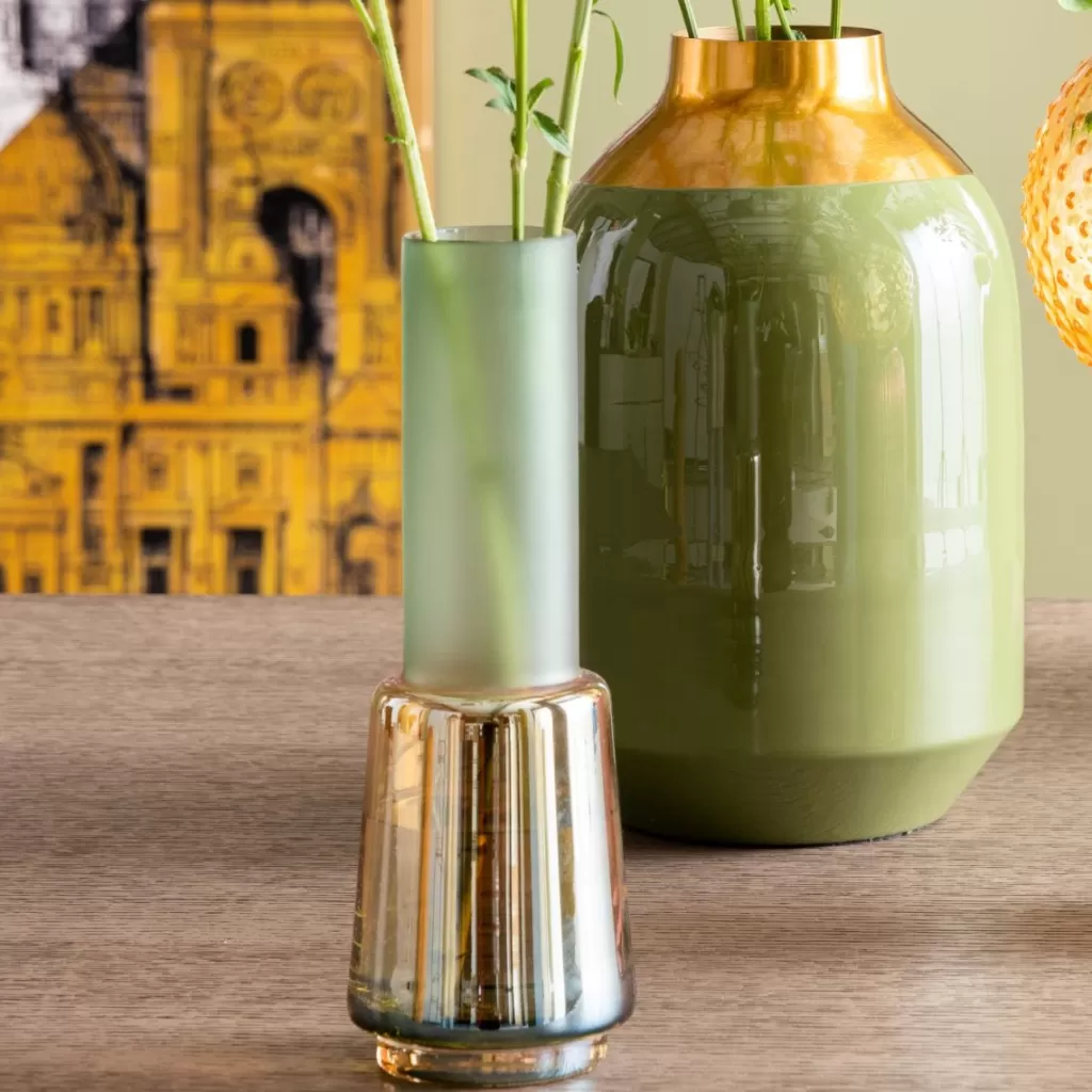 Vase design Chloe par KARE - 26 cm, idéal pour décorer votre salon avec élégance
