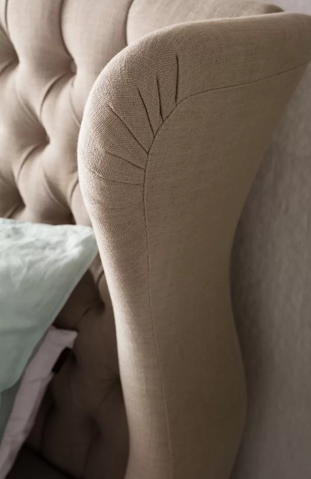 Lit design CITY SPIRIT en lin naturel 180x200 - Collection urbaine épurée KARE  

Élégant lit double 180x200 en toile de lin brut - Style CITY SPIRIT par KARE Design  

Lit contemporain 180x200 cm en lin naturel CITY SPIRIT - Création exclusive KARE Design  

Sublime literie design 180x200 en lin écrù - Collection City Spirit par KARE