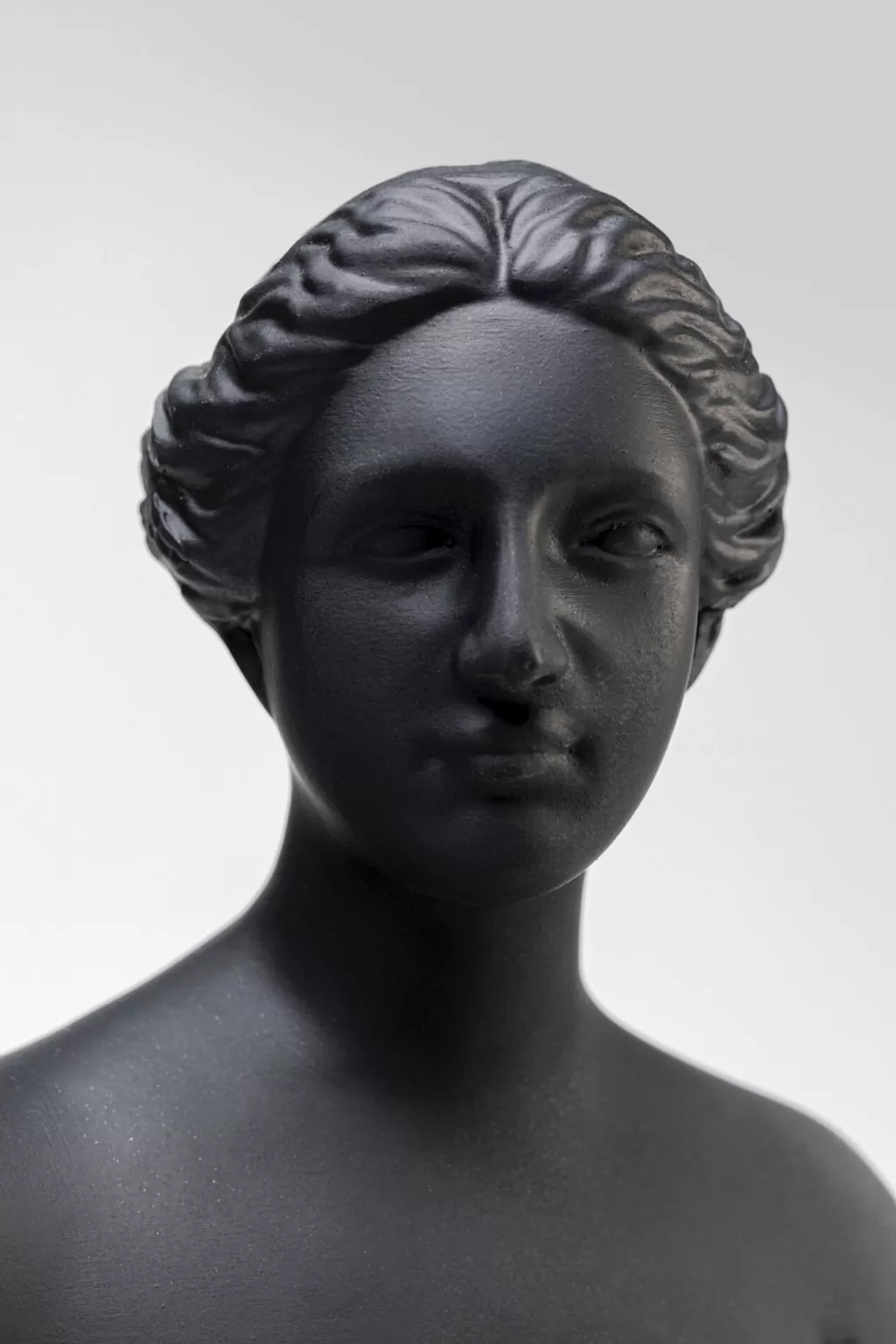 Élégant objet décoratif KARE Design - Beauté Classique en résine haute qualité (H. 48 cm) ; Décoration d'intérieur chic et intemporelle