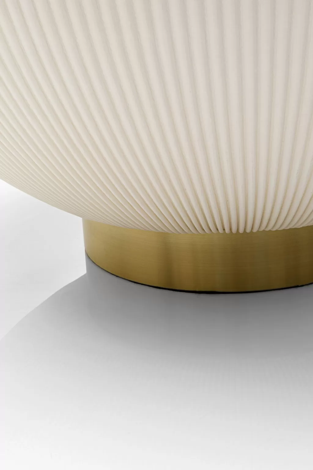 Table Basse Design Scandinaire Vegas Blanc Éclatant - Diamètre 71 cm par KARE