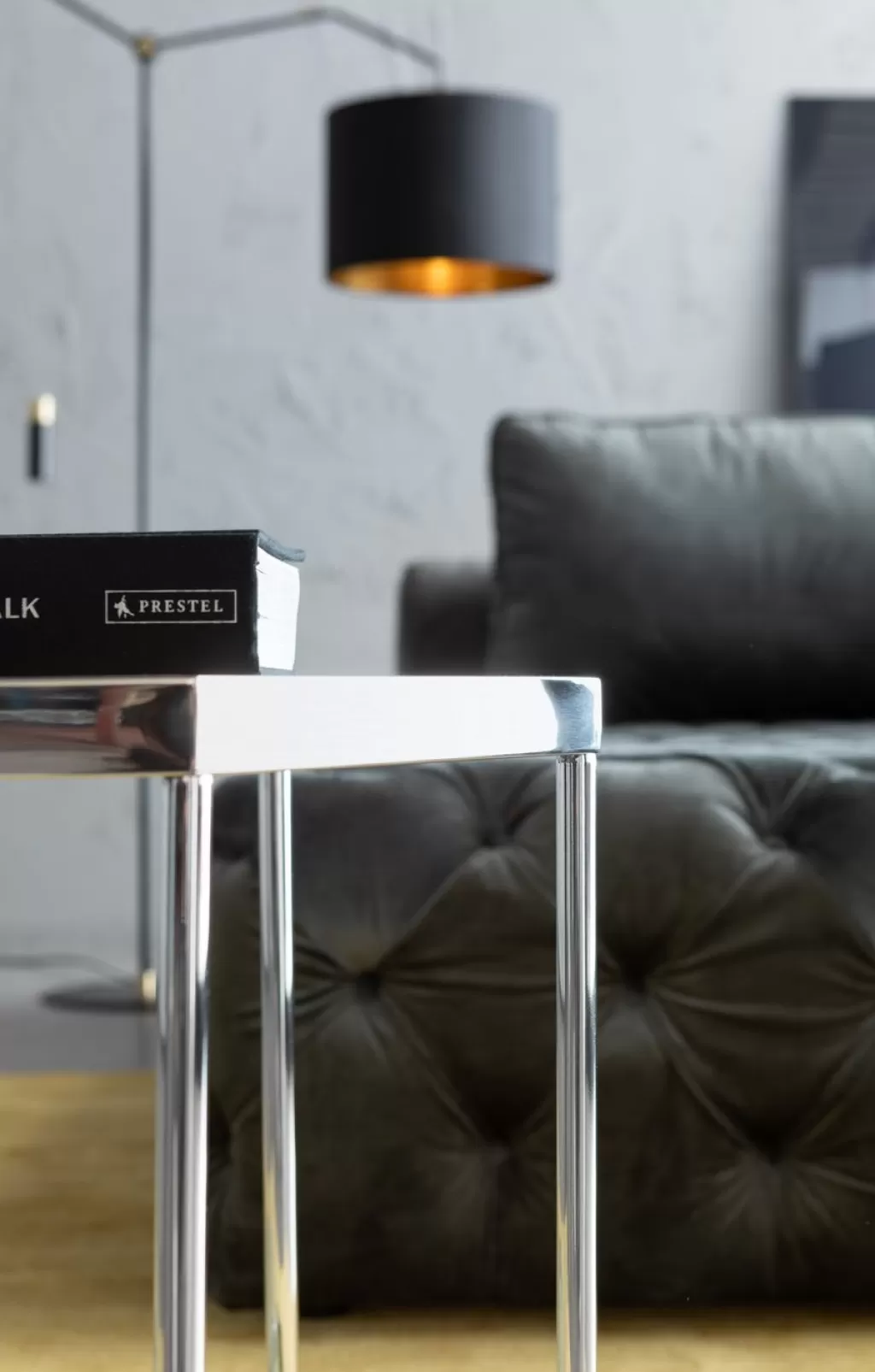 Table basse moderne Comb - Design scandinave argenté 45 cm par KARE, idéale pour décoration contemporaine