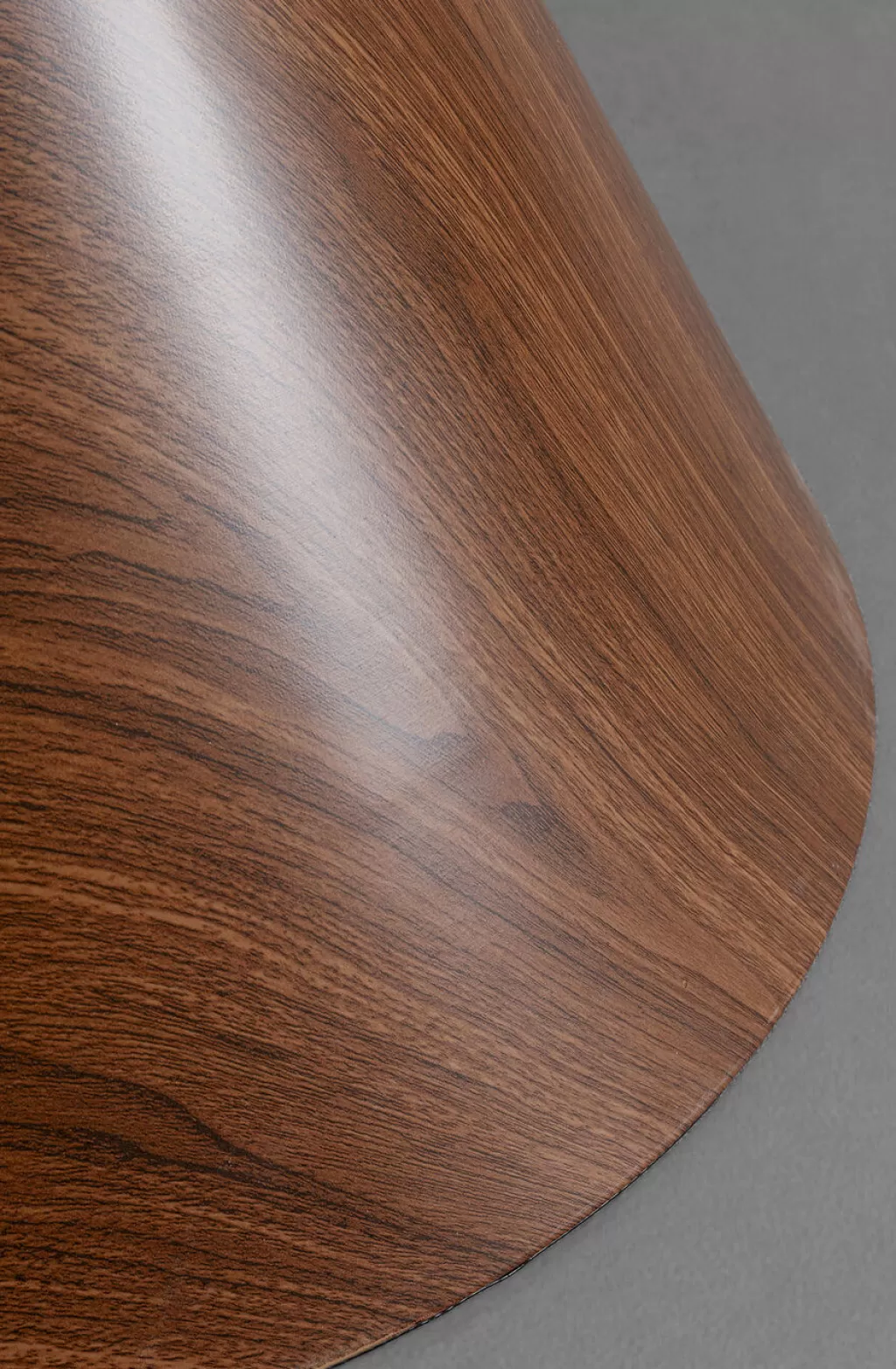 Table design Cono par KARE - Diamètre 120 cm, élégante pour intérieurs contemporains