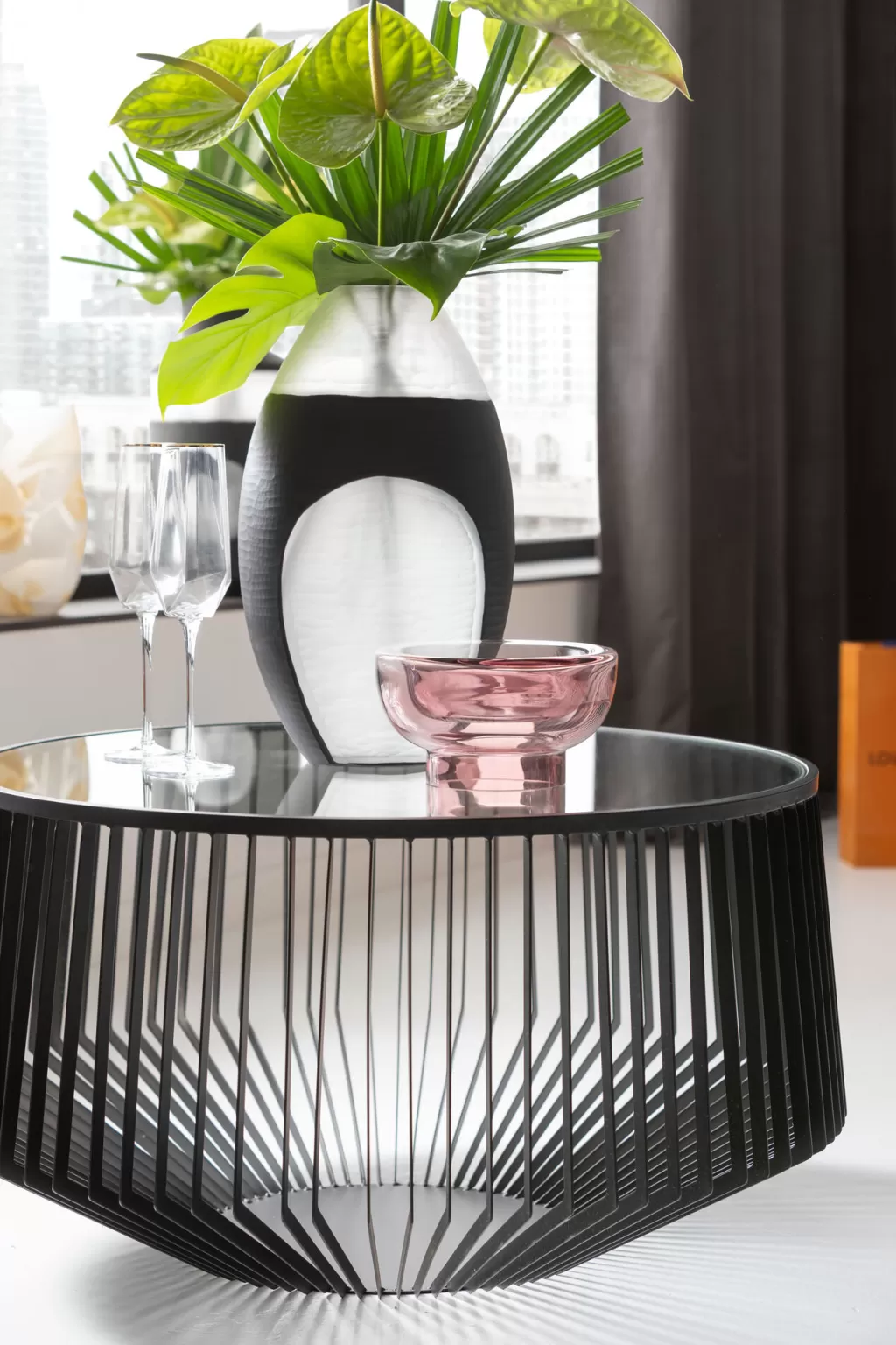 Table Basse Design Corinne par KARE - Noir Élégant pour Salon Contemporain (Diamètre 80 cm)