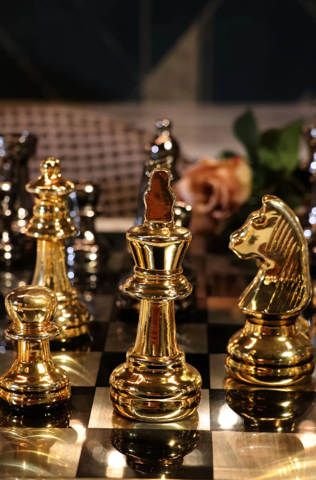 Échiquier Décoratif Moderne KARE Design - Jeu d'Échecs Style Deco 60 cm x 60 cm - Pièce de Collection pour Intérieur Contemporain
