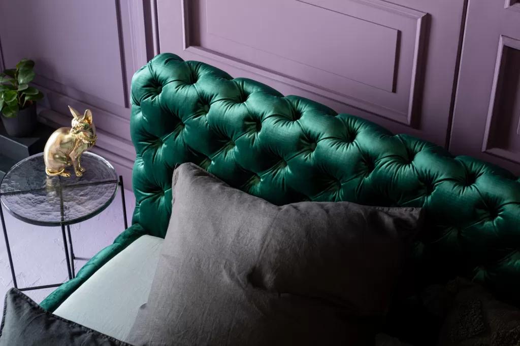 Lit double élégant en velours texturé vert sapin - 180x200 cm - Design contemporain KARE