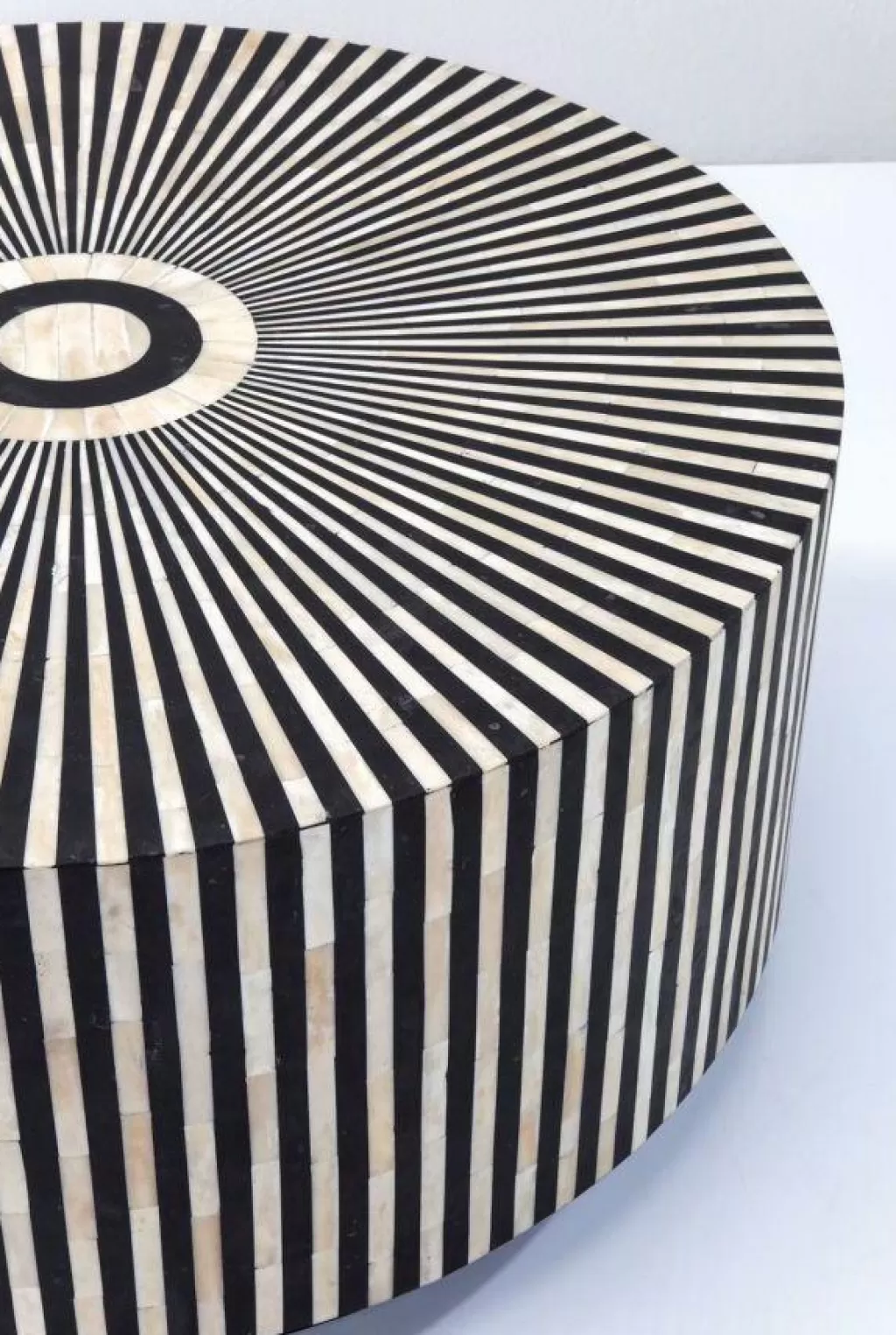Table Basse Electra de KARE Design - Diamètre 75 cm pour Salon Moderne