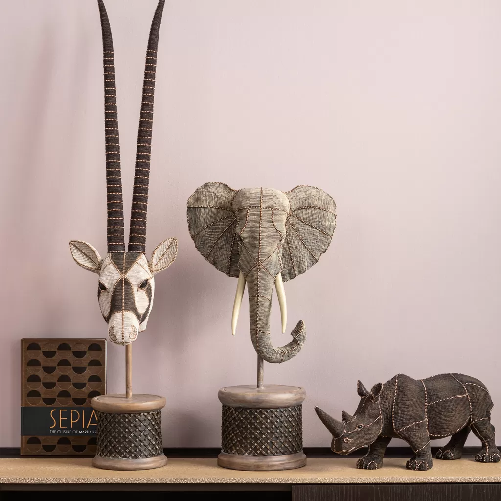 KARE Design - Sculpture Élégante de Tête d'Éléphant avec Perles, Décor d'Intérieur Unique (76 cm)