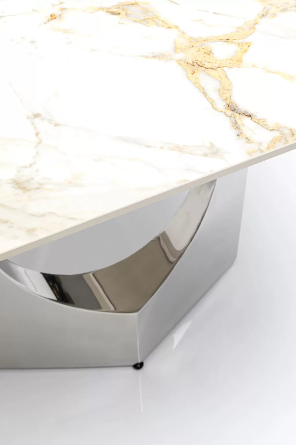 Table design contemporain Eternity Oho par KARE - Plateau en céramique avec finition chromée, Dimensions 180 x 90 cm