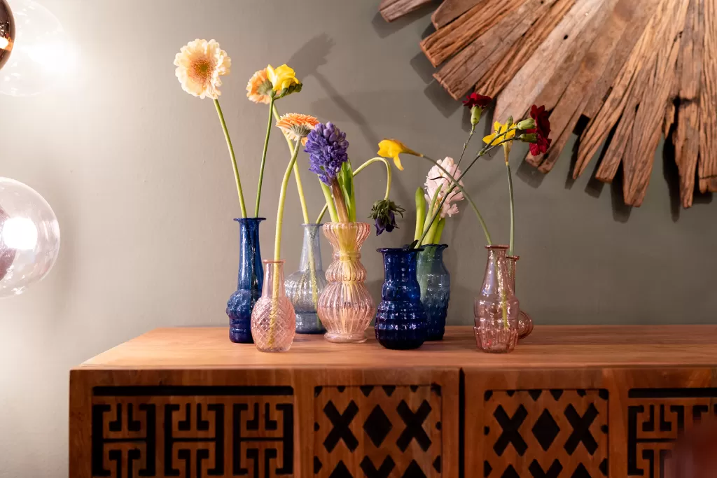 Vases Design Britannique Années 20 - Collection Family Deco par KARE (Lot de 8 Pièces)