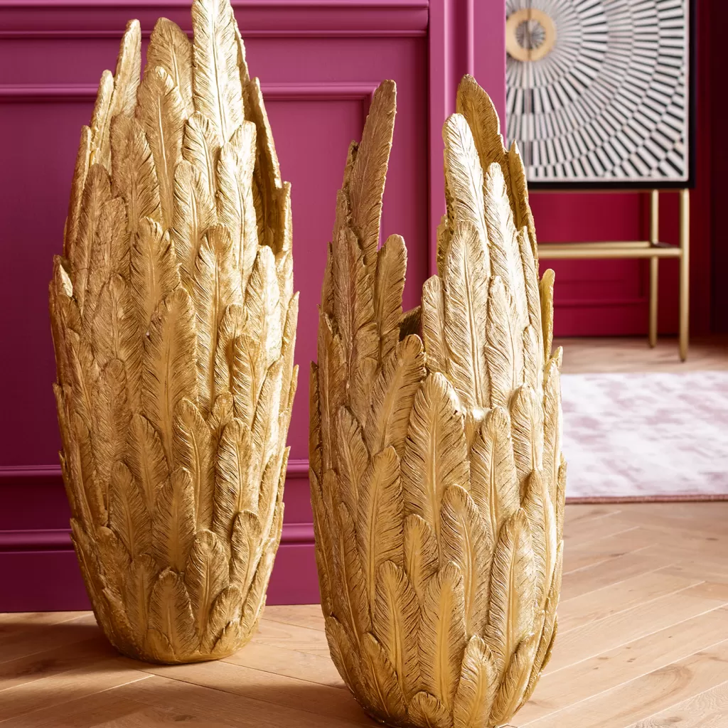 Vase décoratif KARE Design en métal doré à motifs plume - Hauteur 80 cm pour intérieur élégant