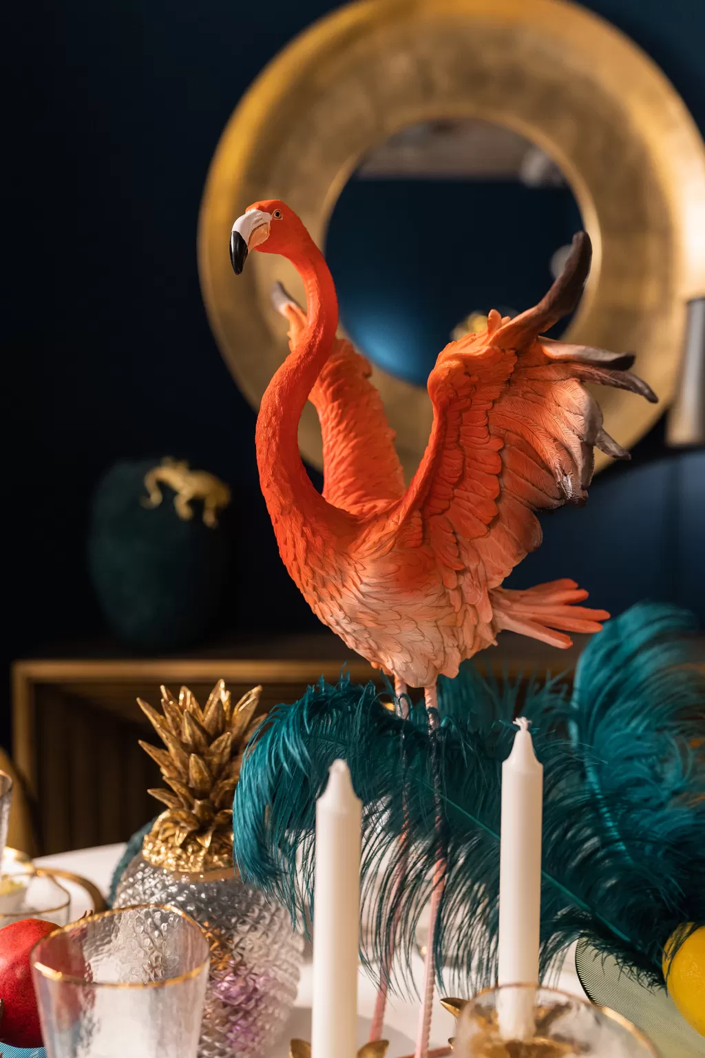 Décoration murale originale KARE Design - Flamant rose stylisé 'Flamingo Road Fly' 66 cm - Objet déco contemporain pour intérieur chic