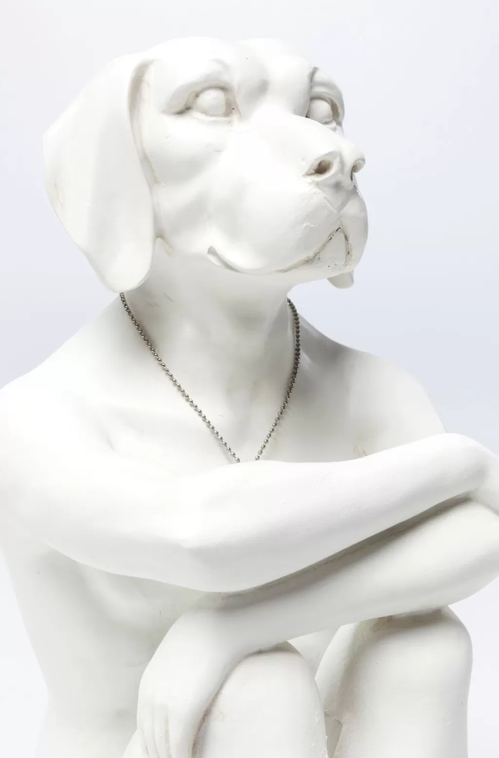 Figurine Décorative Chien Gangster Rétro - Design Unique en Tonalité Crème par KARE