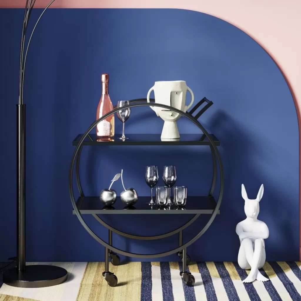 Élégante figurine Lapin Rebelle - Décorations intérieures design par KARE, création en céramique blanche et finition mate pour une touche d'originalité dans votre intérieur
