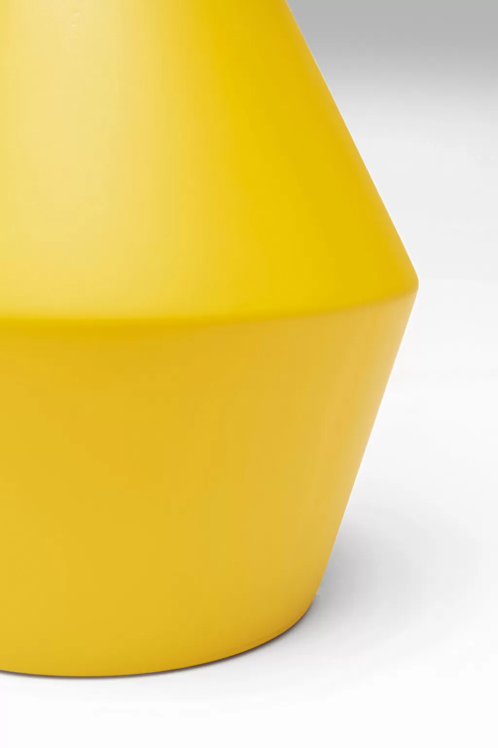 Vase Décoratif Gina - Design Moderne en Jaune Éclatant pour Salon, 25 cm - Collection KARE