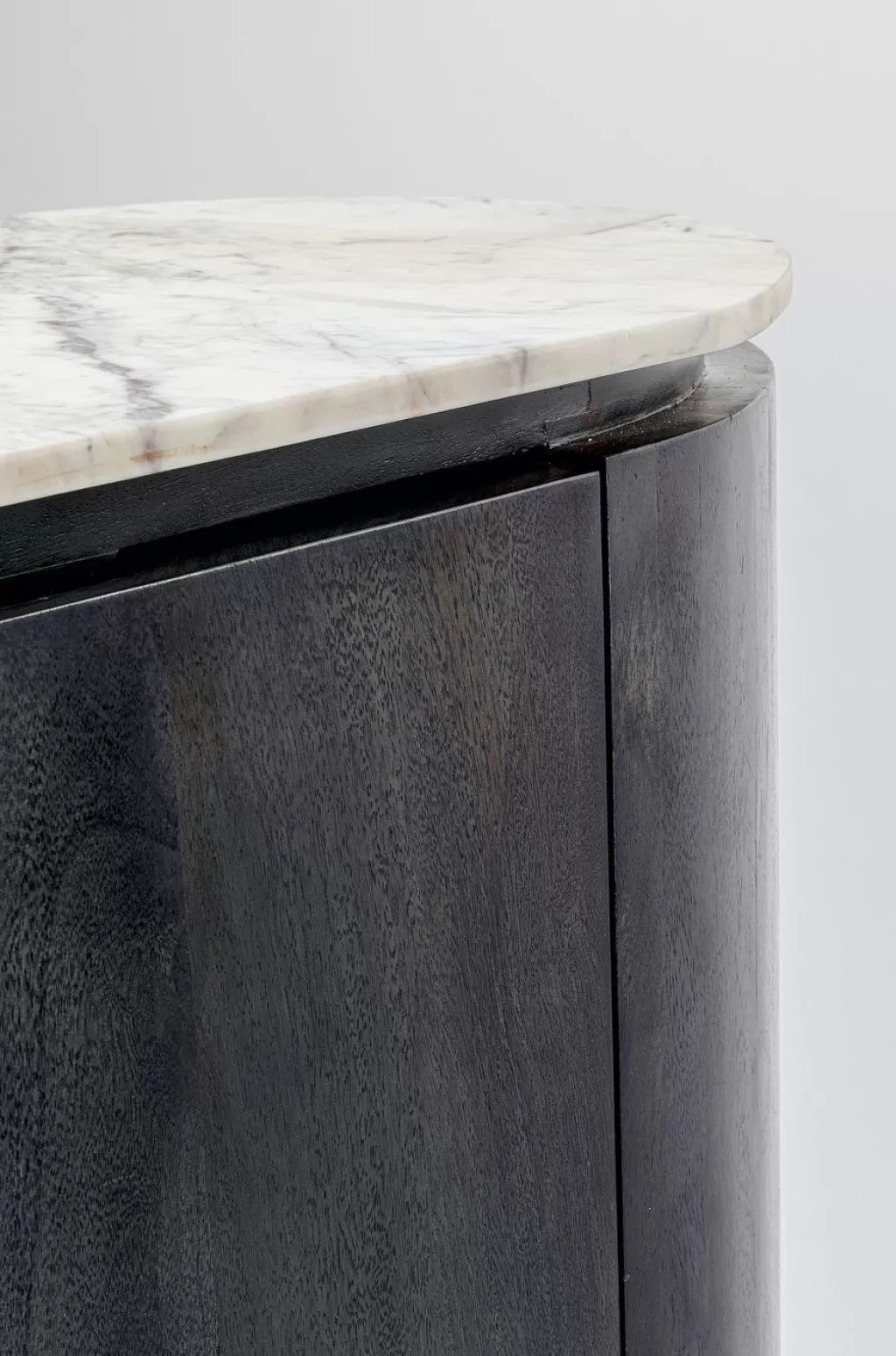Étagère murale design Glenn Kaappi - Collection exclusive KARE par Senkit | Solution de rangement moderne pour intérieur contemporain