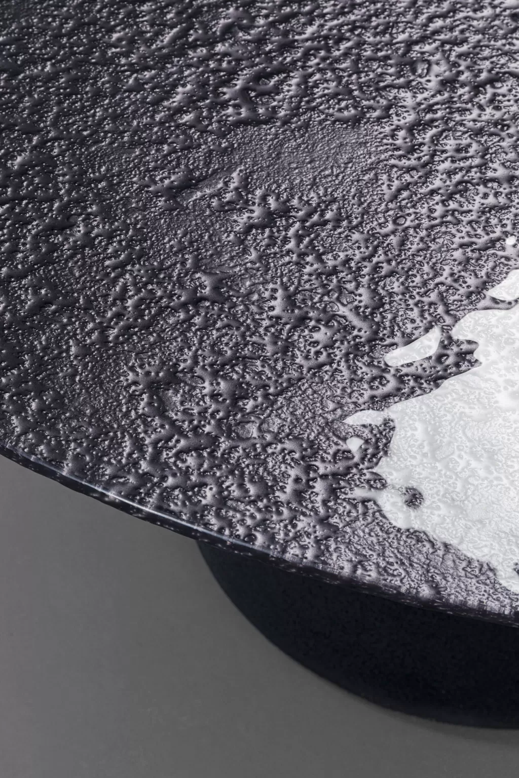 Table Ronde Élégante Grande Possibilita Bubble - Design Contemporain en Noir Diamètre 150 cm