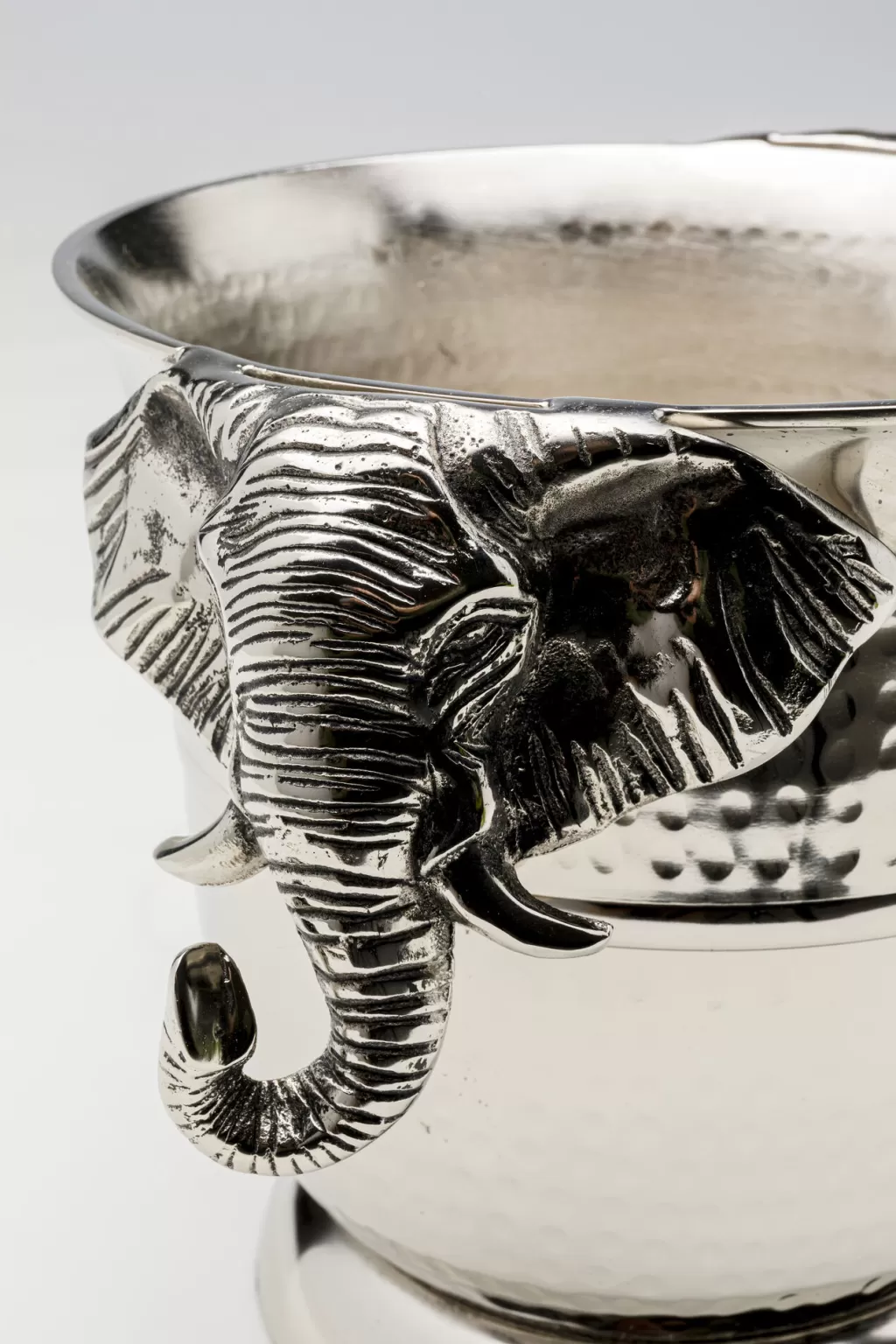 Rafraîchisseur à Vin Original avec Motif d'Éléphants Joyeux - Design Élégant par KARE | Conservation Stylish pour Bouteilles