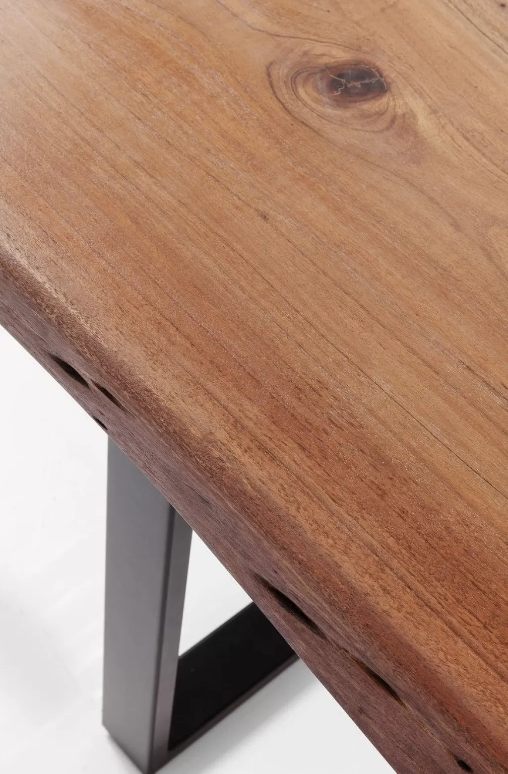 Table design contemporaine Harmony Noir - Métal brut industriel 200x 100 cm par KARE 

(Version raffinée avec éléments stylistiques naturels : ajout de traits d'union, formulation fluide, précision sur le style industriel, ordre logique des informations et marque en position stratégique)