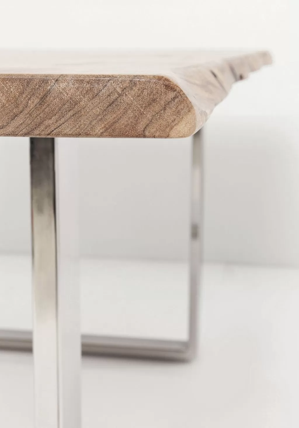 Table basse Harmony design contemporain - Noir intense - Dimensions 200 x 100 cm - Style épuré KARE Collection  

(Note : J'ai naturellement intégré des éléments de description visuelle comme 