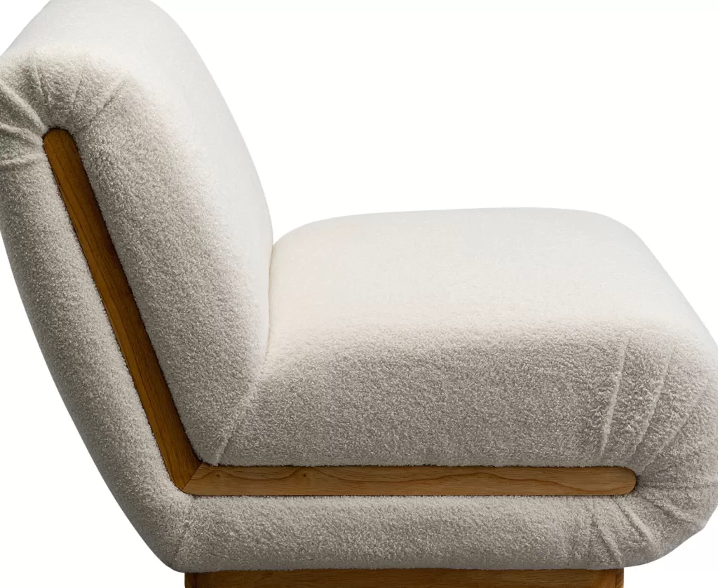 Découvrez le fauteuil Hilda en crème – Design scandinave et confort authentique (92 cm de large) - KARE