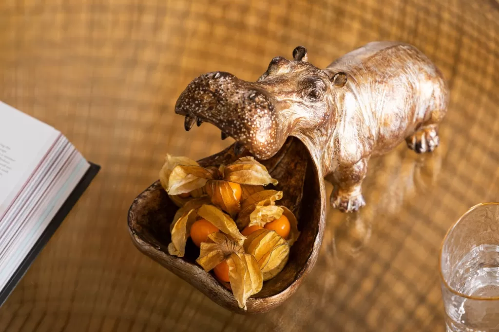 Hippo Affamé - Figurine décorative originale Hippopotame 27 cm de haut par KARE Design, idéale pour une déco d'intérieur moderne et décalée