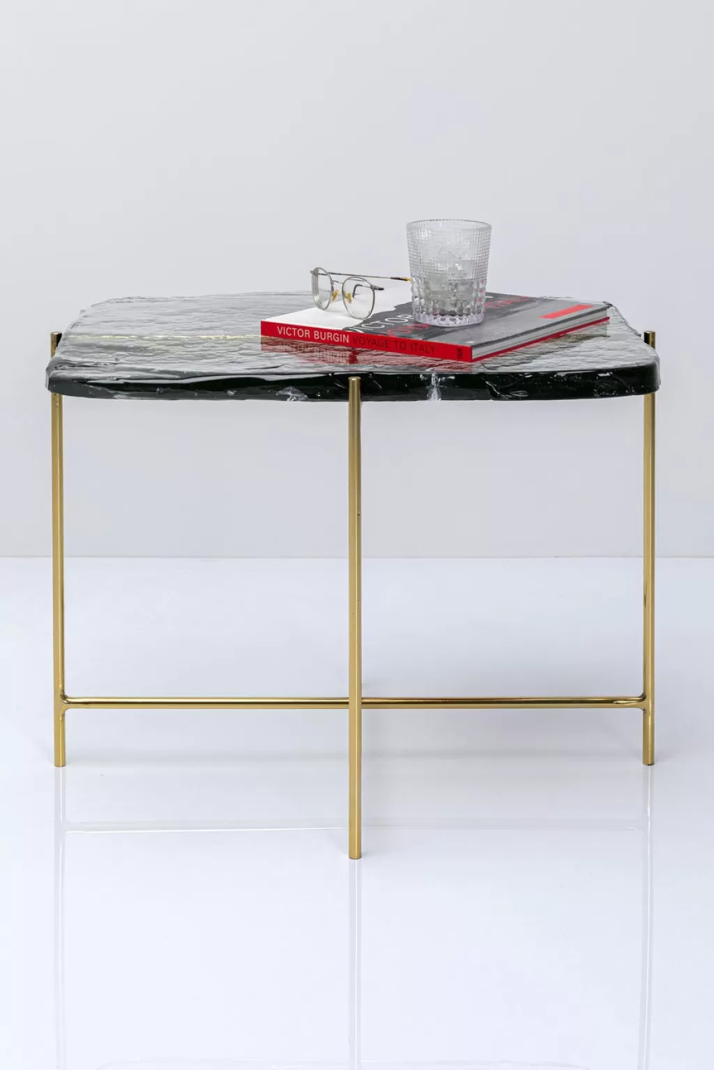 Table basse Ice design scandinave - KARE Design, dimensions 63 cm (L) x 46 cm (l) - Plateau moderne pour salon élégant