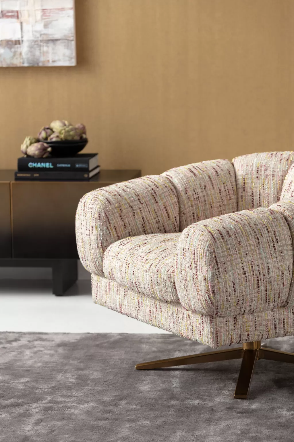Fauteuil pivotant design scandinave Janno - KARE Design, assise ergonomique en tissu beige, style moderne et intemporel
