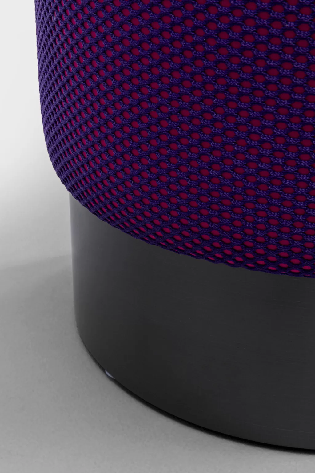 Store Design Moderne Jody Jakkarat - Voilage en Maille Violet Anthracite, Diamètre 35 cm pour Salon