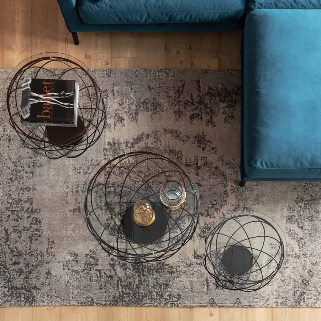 Tapis design moderne gris anthracite - Motif ethnique vibrant - Dimensions 170x240cm - Collection Kelim Pop par KARE Design