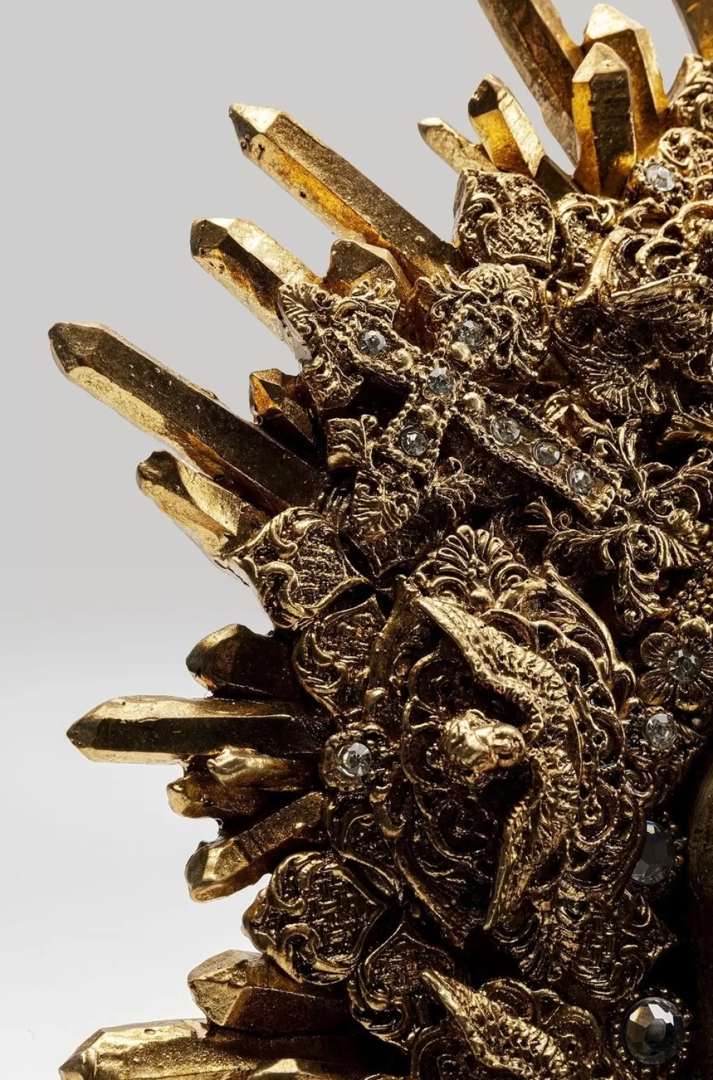 Crâne Royal Décoratif KARE Design - Sculpture Tête de Mort en Résine Haute Qualité, 42 cm - Pièce Unique pour Décoration d'Intérieur Audacieuse