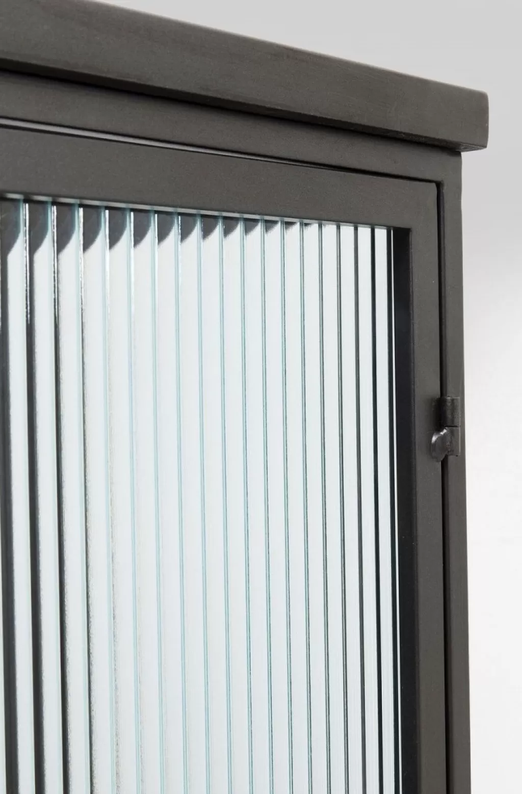 Armoire 2 portes La Gomera - Design scandinave élégant avec rangement pratique par KARE Design