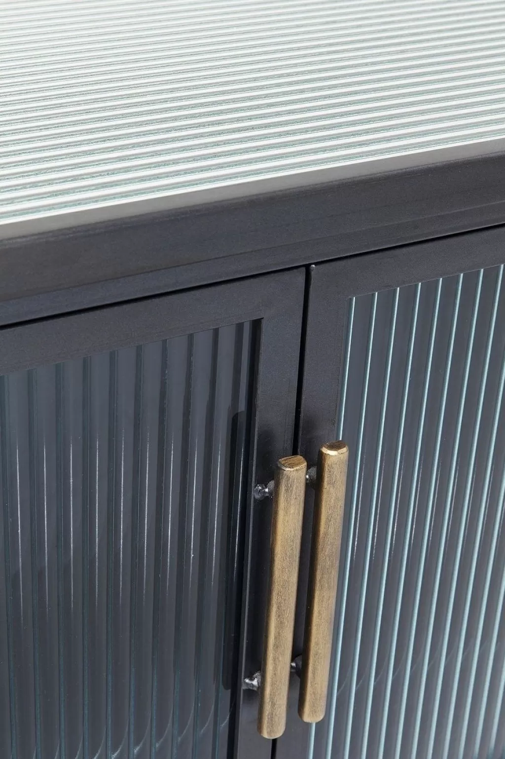 Bibliothèque murale design La Gomera pour salon - 6 portes modulables par KARE Design | Collection Senkit Élégant